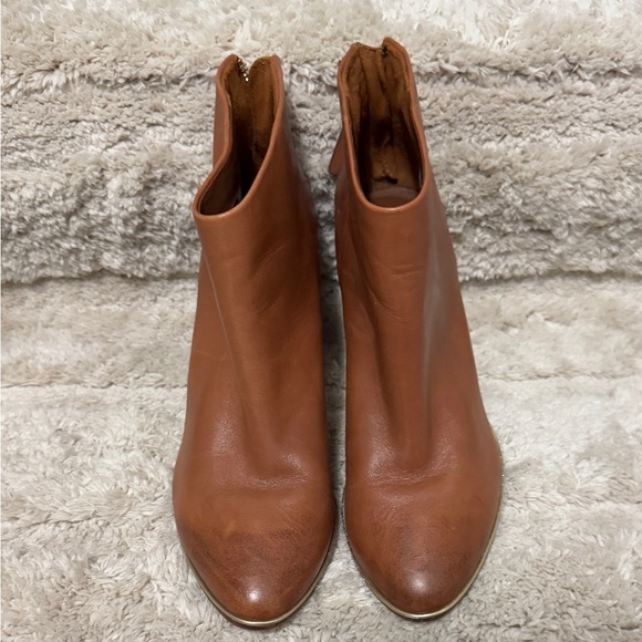 Ted Baker Lorca classy chunky ankle boots classic and chic. Quiet luxury. - Picture 4 of 8